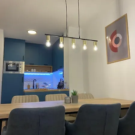 V5 Apartment *